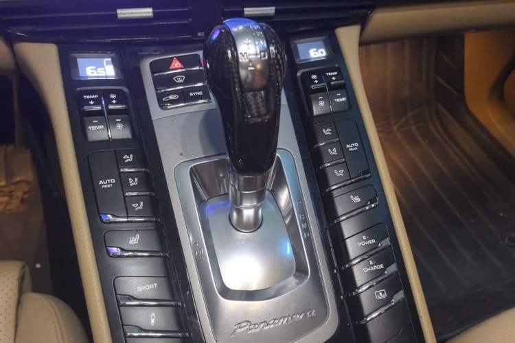 Used Porsche Panamera 2014 Panamera S E-Hybrid 3.0T Gear Lever