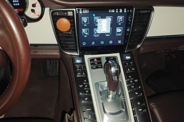 Used Porsche Panamera 2014 Panamera 4 3.0T Audio And AC Panel