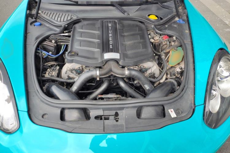 Used Porsche Panamera 2014 Panamera 3.0T Engine Bay