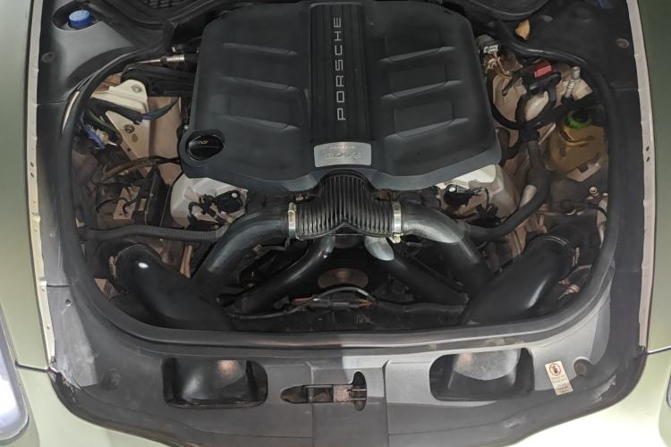 Used Porsche Panamera 2014 Panamera 4 3.0T Engine Bay