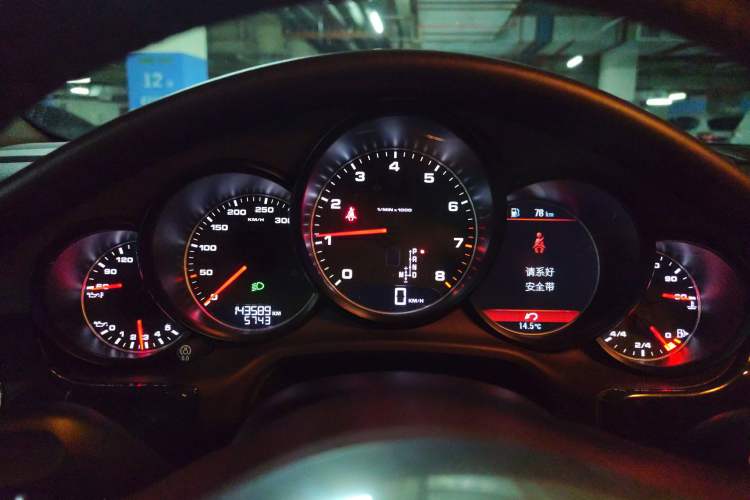 Used Porsche Panamera 2014 Panamera 4 3.0T Instrument Cluster