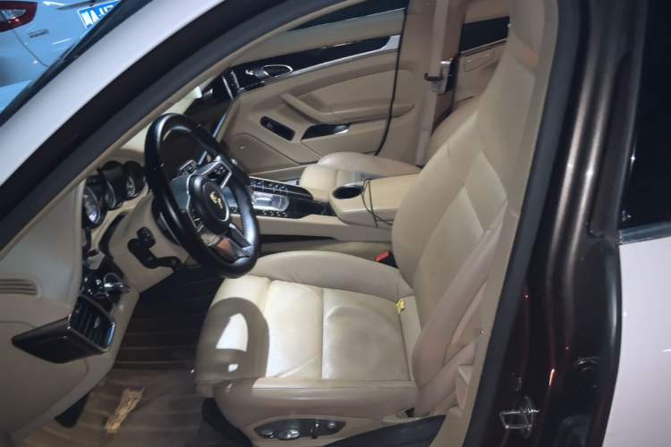 Used Porsche Panamera 2014 Panamera S E-Hybrid 3.0T Left Front Seat