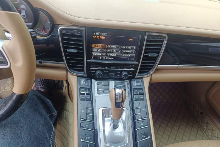 Used Porsche Panamera 2014 Panamera 3.0T Audio And AC Panel