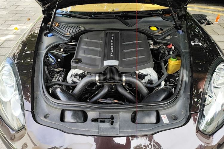 Used Porsche Panamera 2014 Panamera 3.0T Engine Bay
