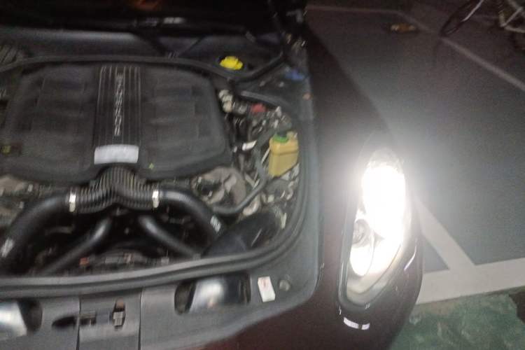 Used Porsche Panamera 2014 Panamera 4 3.0T Engine Bay Left