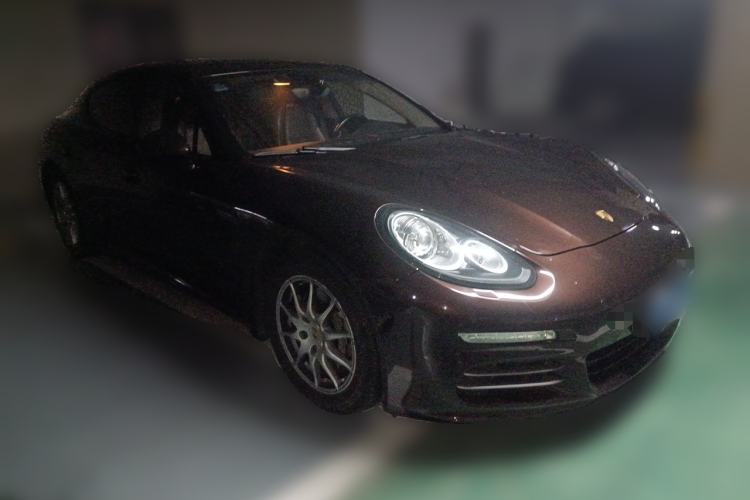 Used Porsche Panamera 2014 Panamera 4 3.0T Front Right 45 Deg