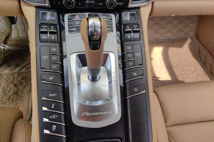 Used Porsche Panamera 2014 Panamera 3.0T Gear Lever