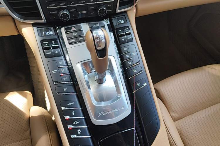 Used Porsche Panamera 2014 Panamera 3.0T Gear Lever