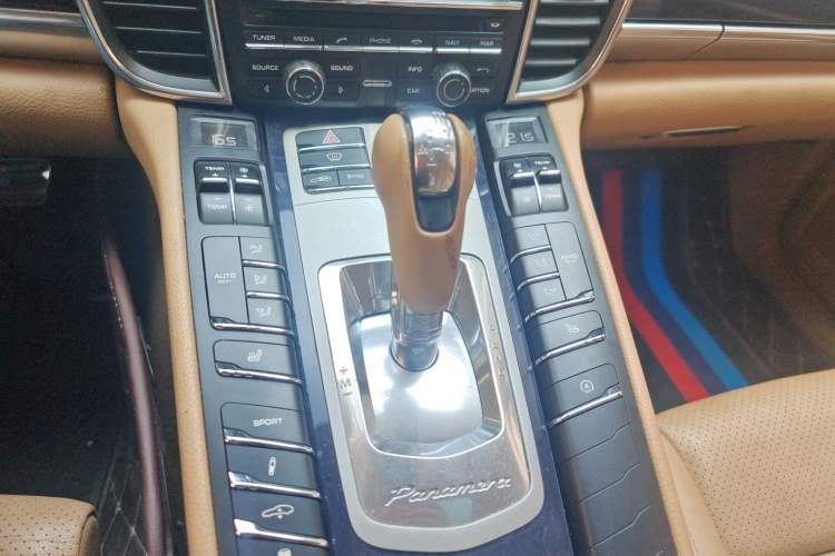 Used Porsche Panamera 2014 Panamera 4 3.0T Gear Lever