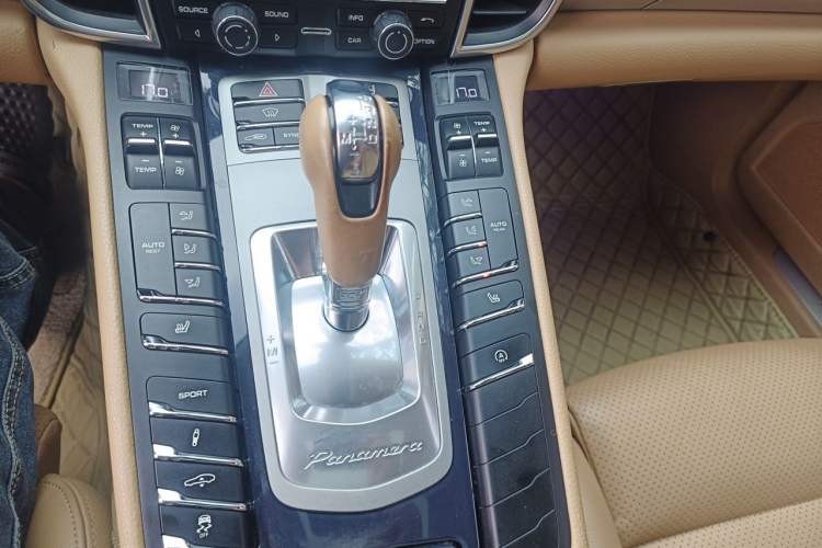 Used Porsche Panamera 2014 Panamera 3.0T Gear Lever