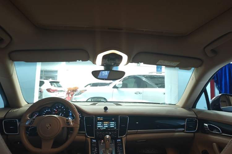 Used Porsche Panamera 2014 Panamera 4 3.0T Headliner