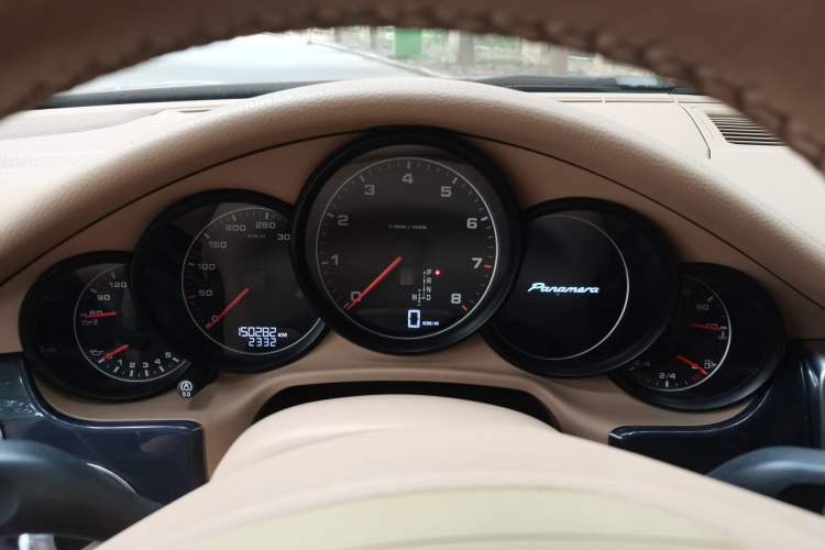Used Porsche Panamera 2014 Panamera 3.0T Instrument Cluster