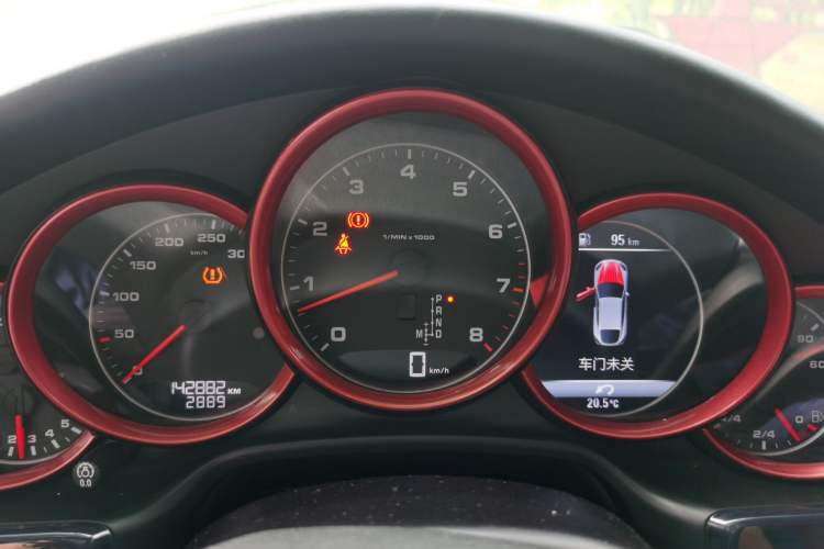 Used Porsche Panamera 2014 Panamera 4 3.0T Instrument Cluster