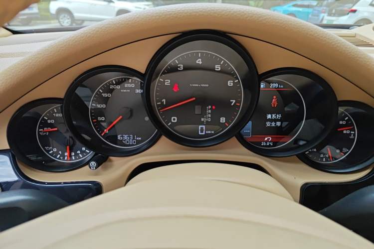 Used Porsche Panamera 2014 Panamera 3.0T Instrument Cluster