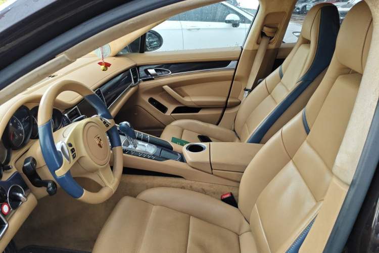Used Porsche Panamera 2014 Panamera 4 3.0T Left Front Seat