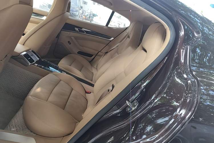 Used Porsche Panamera 2014 Panamera 3.0T Left Rear Seat