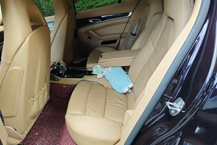 Used Porsche Panamera 2014 Panamera 3.0T Left Rear Seat