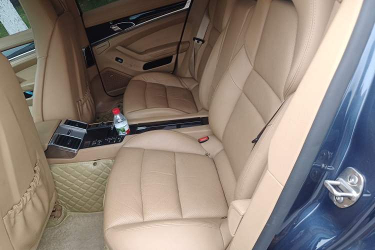 Used Porsche Panamera 2014 Panamera 3.0T Left Rear Seat