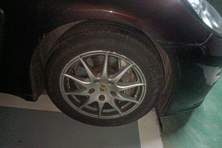 Used Porsche Panamera 2014 Panamera 4 3.0T Right Front Wheel Hub