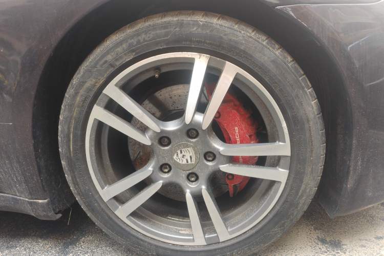 Used Porsche Panamera 2014 Panamera 4 3.0T Right Front Wheel Hub