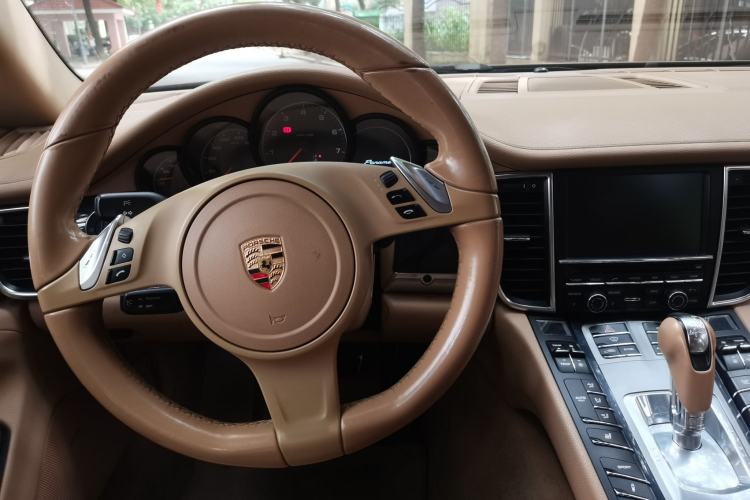 Used Porsche Panamera 2014 Panamera 3.0T Steering Wheel