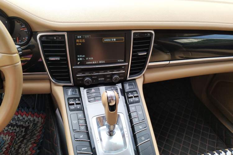 Used Porsche Panamera 2014 Panamera 3.0T Audio And AC Panel