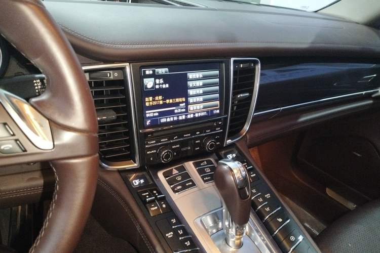 Used Porsche Panamera 2014 Panamera 3.0T Audio And AC Panel
