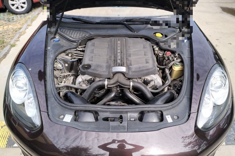 Used Porsche Panamera 2014 Panamera 3.0T Engine Bay