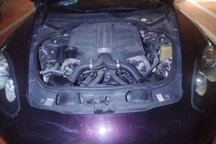 Used Porsche Panamera 2014 Panamera 3.0T Engine Bay