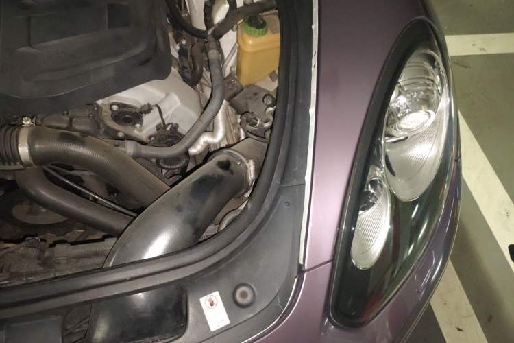 Used Porsche Panamera 2014 Panamera 4 3.0T Engine Bay Left