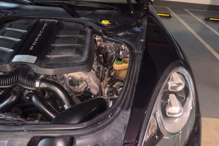 Used Porsche Panamera 2014 Panamera S Executive 3.0T Engine Bay Left