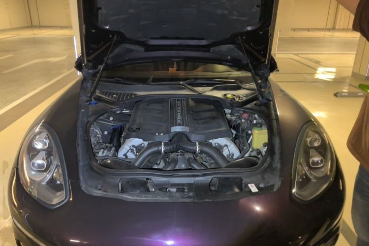 Used Porsche Panamera 2014 Panamera 4 3.0T Engine Bay