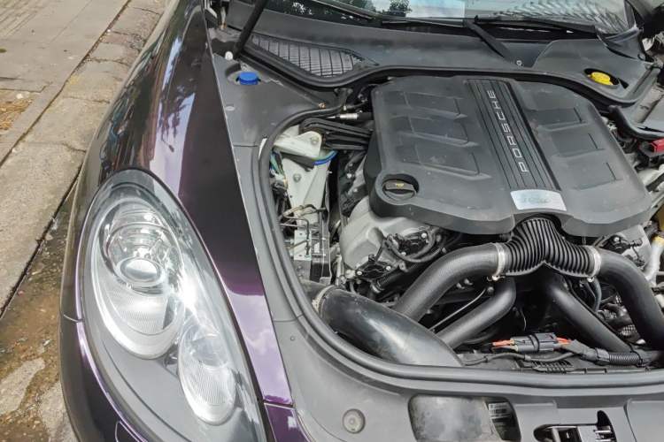 Used Porsche Panamera 2014 Panamera S Executive 3.0T Engine Bay Right