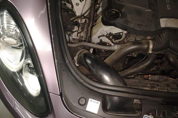 Used Porsche Panamera 2014 Panamera 4 3.0T Engine Bay Right