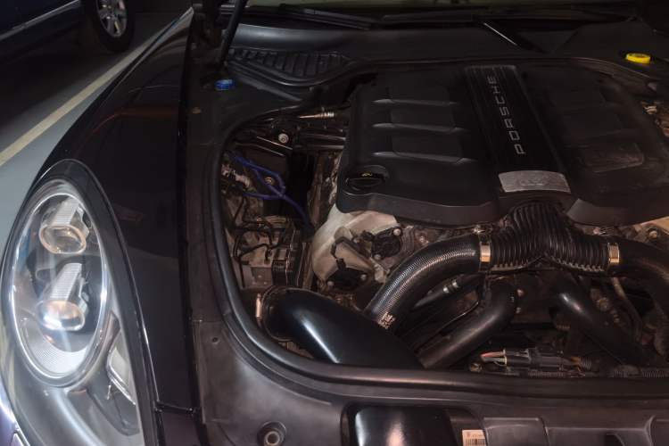 Used Porsche Panamera 2014 Panamera S Executive 3.0T Engine Bay Right