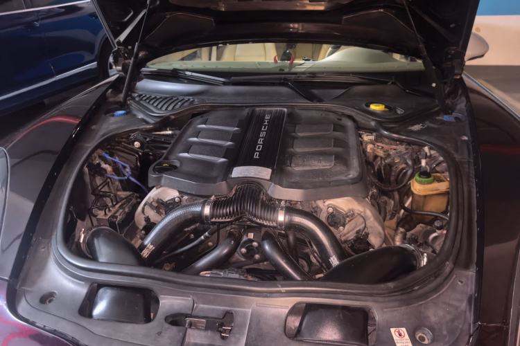 Used Porsche Panamera 2014 Panamera S Executive 3.0T Engine Bay