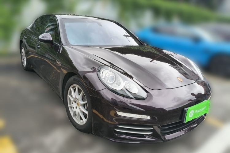 Used Porsche Panamera 2014 Panamera 4 3.0T Front Right 45 Deg