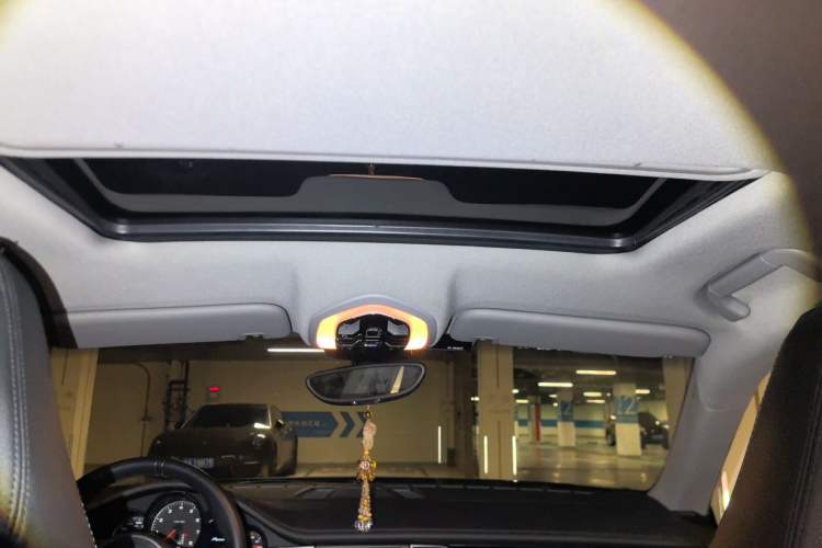 Used Porsche Panamera 2014 Panamera 4 3.0T Headliner