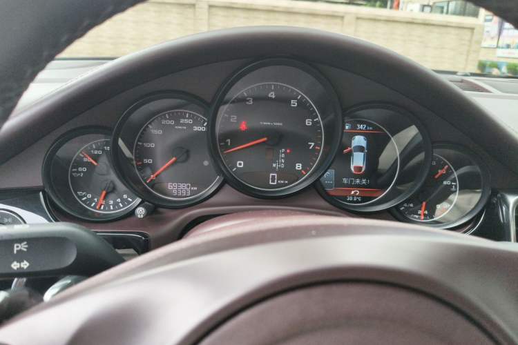 Used Porsche Panamera 2014 Panamera 4 3.0T Instrument Cluster