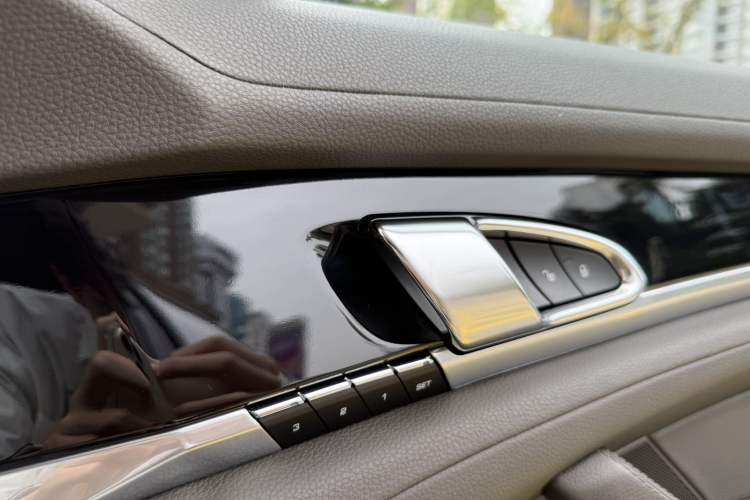 Used Porsche Panamera 2014 Panamera S Executive 3.0T Interior 13