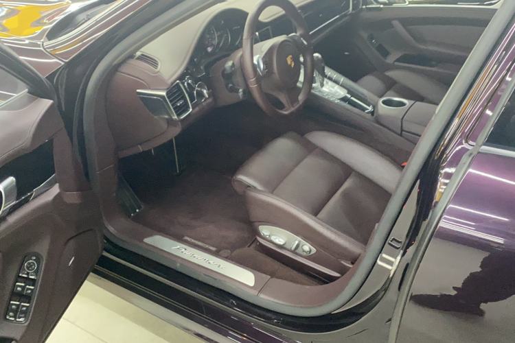Used Porsche Panamera 2014 Panamera 3.0T Interior 2