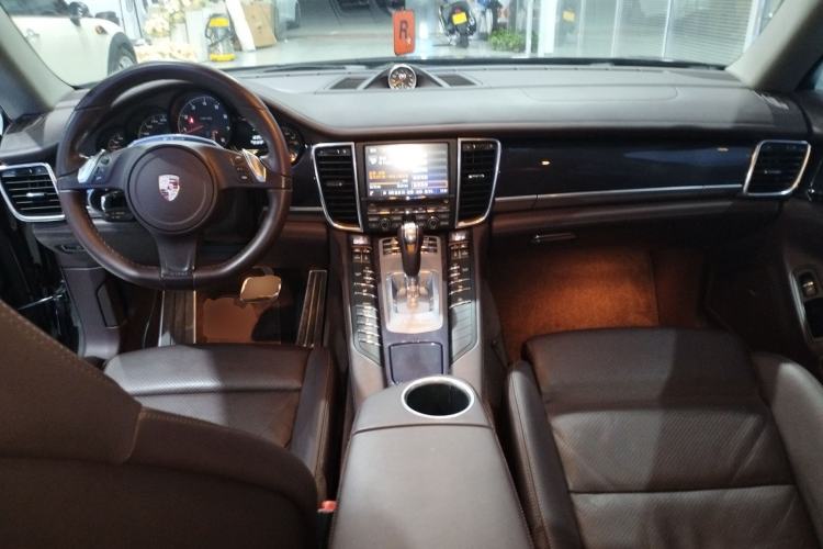 Used Porsche Panamera 2014 Panamera 3.0T Interior 2