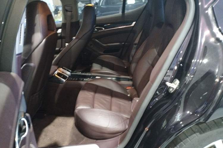 Used Porsche Panamera 2014 Panamera 3.0T Interior 4