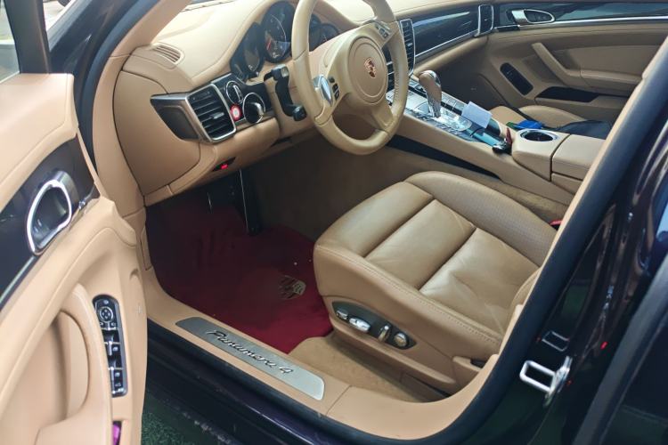 Used Porsche Panamera 2014 Panamera 4 Executive 3.0T Left Front Seat