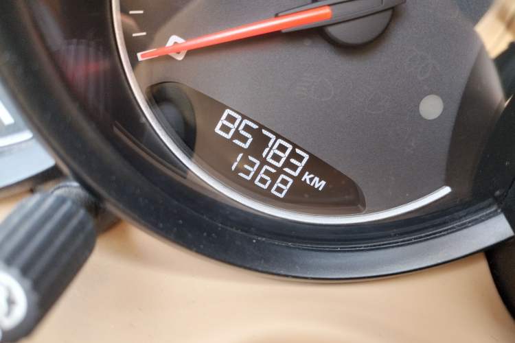 Used Porsche Panamera 2014 Panamera 3.0T Odometer Close Up