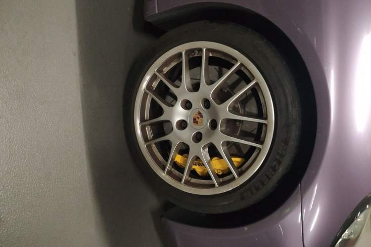 Used Porsche Panamera 2014 Panamera 4 3.0T Right Front Wheel Hub