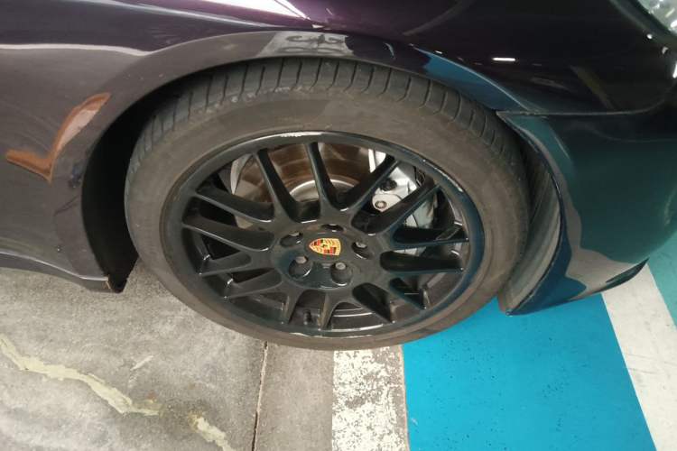 Used Porsche Panamera 2014 Panamera 4S Executive 3.0T Right Front Wheel Hub