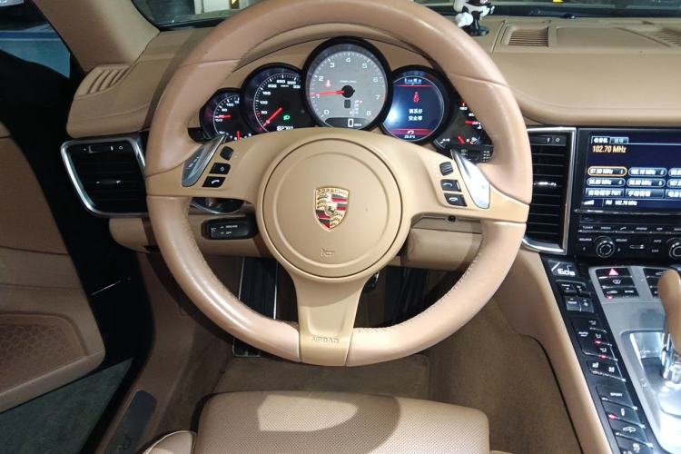 Used Porsche Panamera 2014 Panamera 4S Executive 3.0T Steering Wheel