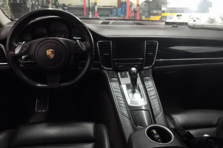 Used Porsche Panamera 2014 Panamera 3.0T Center Console