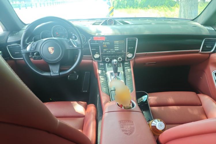Used Porsche Panamera 2014 Panamera 4 3.0T Center Console